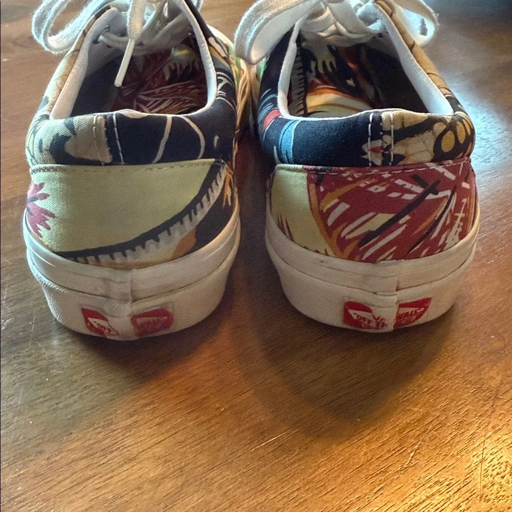 Vans Multicolor Floral Canvas Shoes - Picture 4 of 7